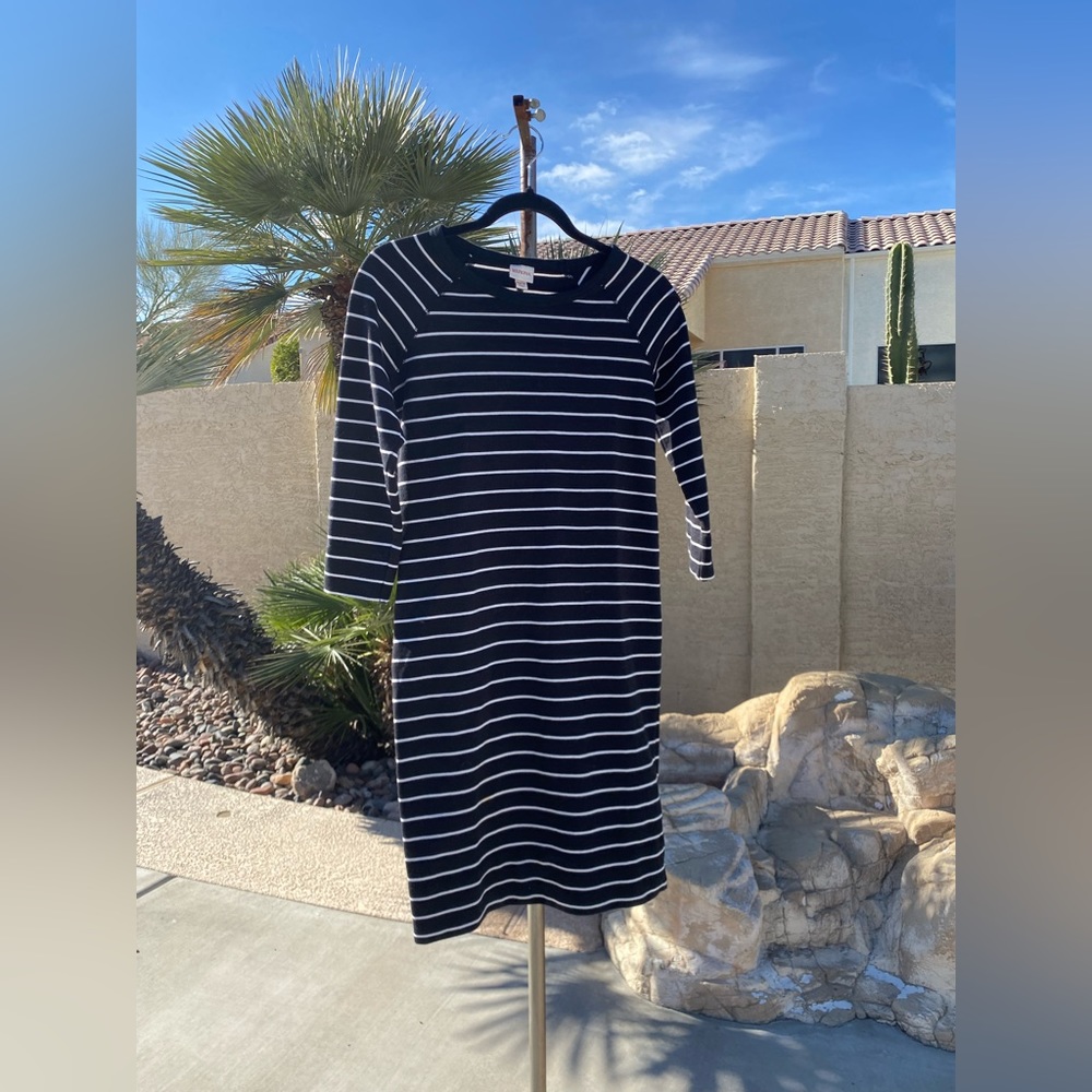 🎉 Merona White and Black Striped Dress XS 🎉